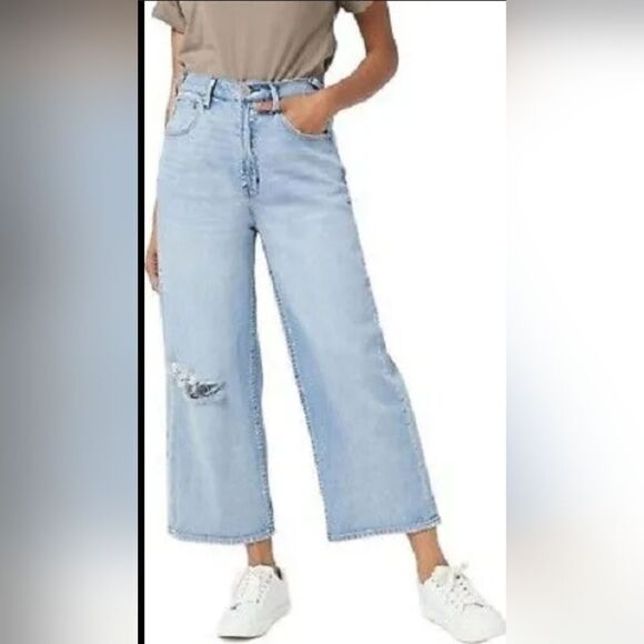 Womens Serra Retreat By Josie Rucker High Rise Crop Girlfriend Distressed Jeans - Picture 2 of 8